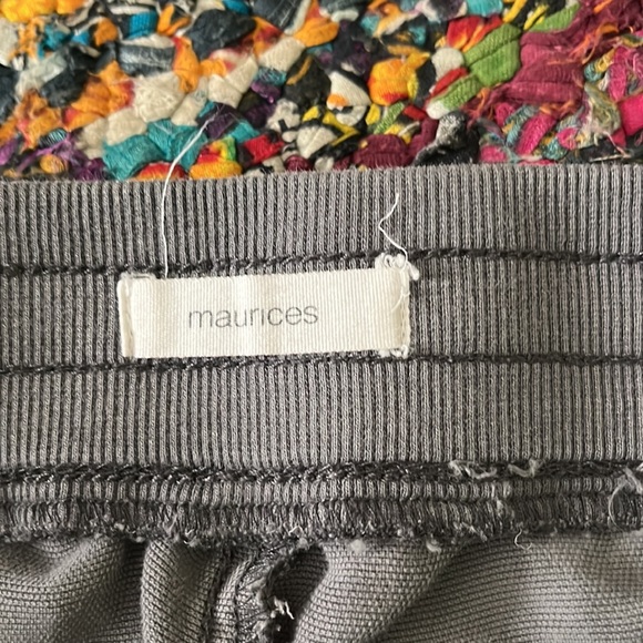 BNWOT Maurice’s Khaki Pants Size 10 - Picture 3 of 6